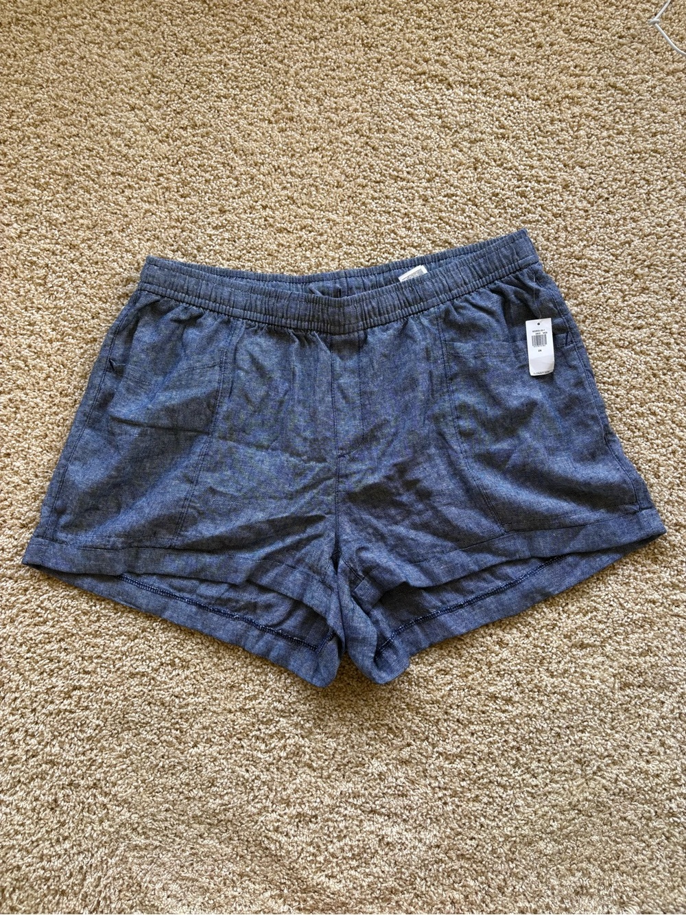 Old Navy Chambray-Look High-Waist Shorts in Denim Blue Size 2X Linen Blend
